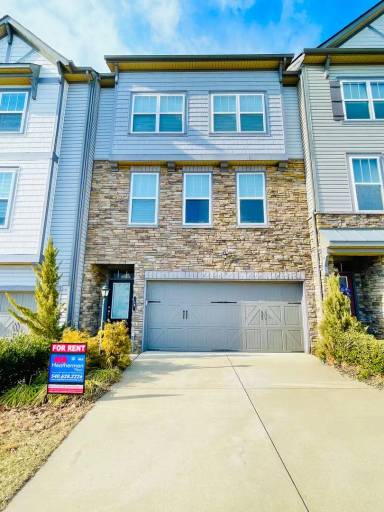 Main picture of 18 Ballister Pl