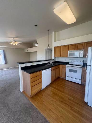 Main picture of 1563 Monterey Rd