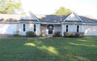 Main picture of 138 Valley View Dr