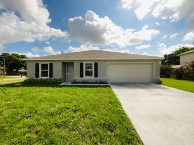 Main picture of 1701 SE Manth Ln