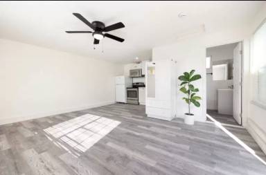 Main picture of 4344 Keeler Ave