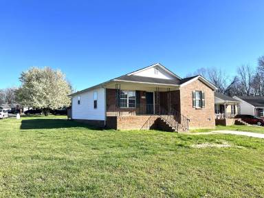 Main picture of 2506 David Richmond Ct