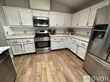 Main picture of 10649 E 38th Ln