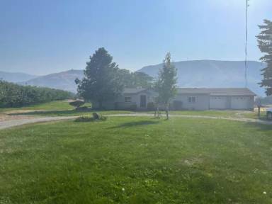 Main picture of 916 4th St SE