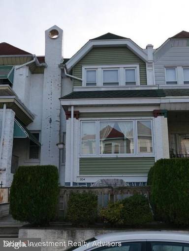 Main picture of 204 Huntley Rd