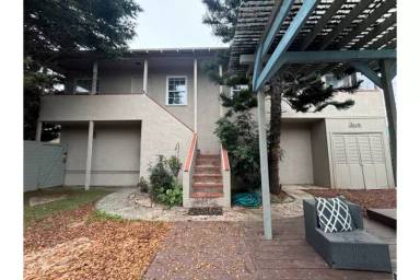Main picture of 5069 Voltaire St