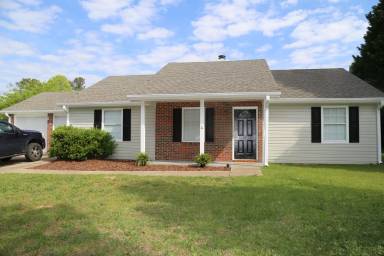 Main picture of 315 Oak Rdg