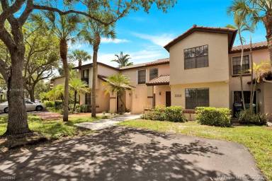 Main picture of 13049 SW 95th Ave