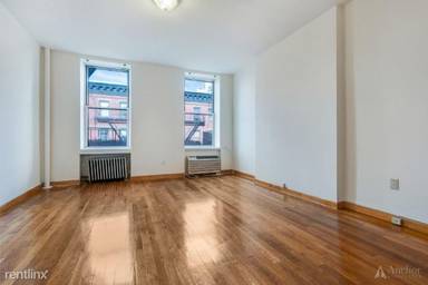 Main picture of 428 E 81st St