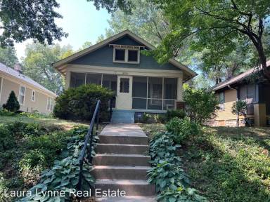 Main picture of 6030 Kenwood Ave