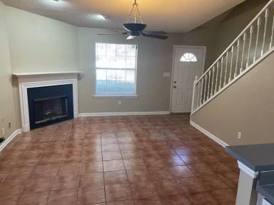 Main picture of 2470 Nugget Ln
