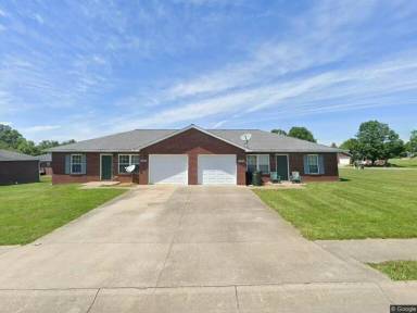 Main picture of 145 Croghan Way