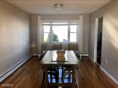 Main picture of 104 Ridge Dr