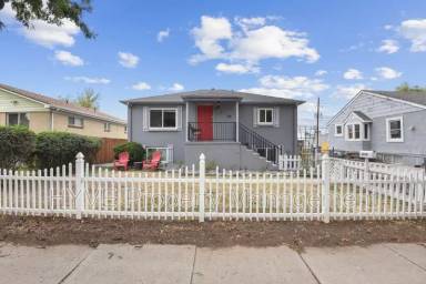 Main picture of 2619 S Lincoln St