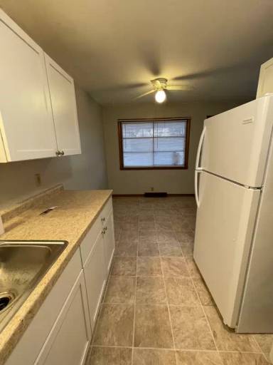 Main picture of 310 Phyllis Ave