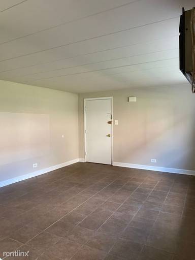 Main picture of 9620 Ivanhoe Ave