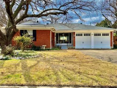 Main picture of 511 Bedford Dr