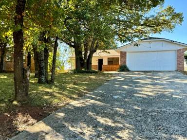 Main picture of 1509 N Indian Meridian