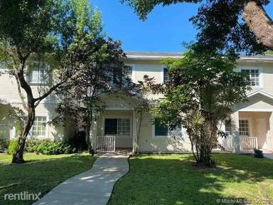 Main picture of 12284 SW 148th Ter