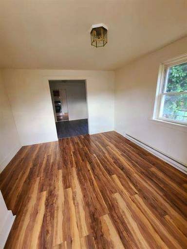 Main picture of 408 Hill St