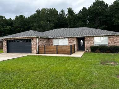 Main picture of 6102 Fagan Cir