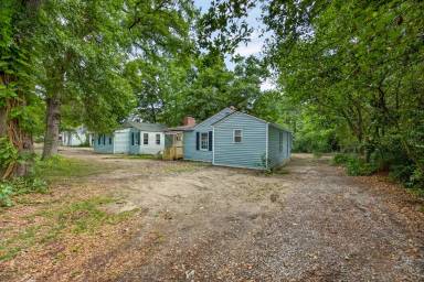 Main picture of 2218 Holt Dr