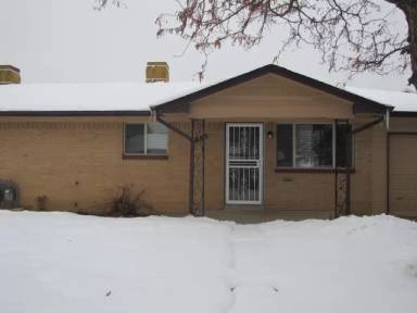 Main picture of 4685 Field St