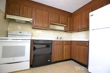 Main picture of 5 General Greene Ave