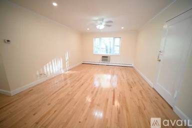 Main picture of 53 Parkman St
