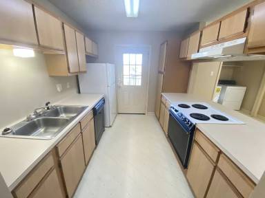 Main picture of 2639 Nanette Dr