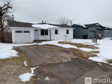 Main picture of 813 SE 60th Ter