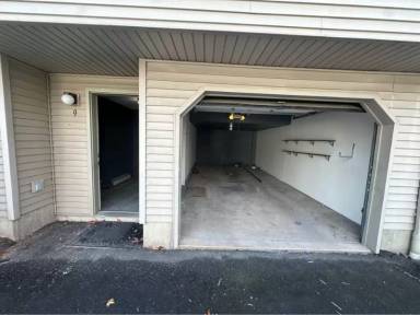 Main picture of 17 Willis St