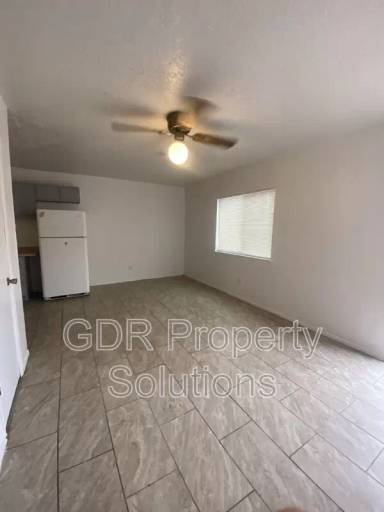 Main picture of 408 Texas St NE