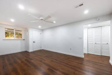 Main picture of 2279 Samuel Colt Ct