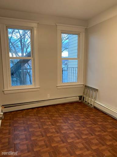 Main picture of 169 Linden St