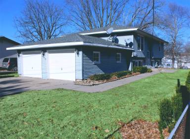 Main picture of 849 1st Ave
