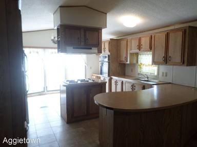 Main picture of 327 N Hassebroek St