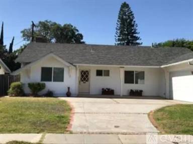 Main picture of 16417 Lassen St