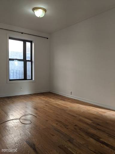 Main picture of 29 E 17th St