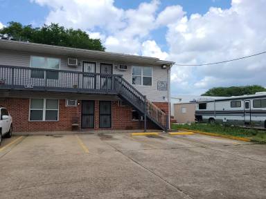 Main picture of 812 W 27th St