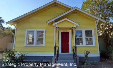 Main picture of 924 W Kings Hwy