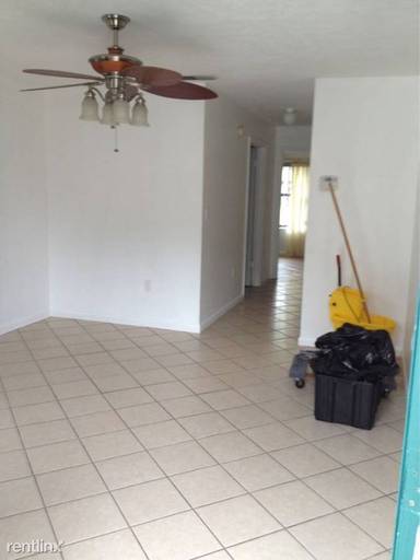 Main picture of 3600 SW 23rd St