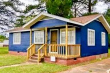 Main picture of 1311 Fernwood Dr