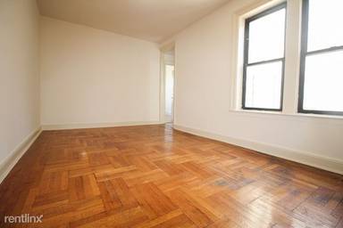 Main picture of 2894 Grand Concourse