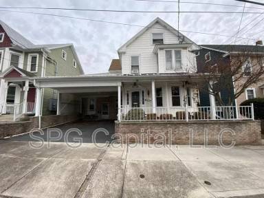 Main picture of 58 E Stevens St, Gettysburg - Third Floor