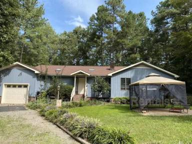 Main picture of 2193 Cleveland Cir