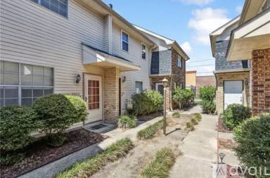 Main picture of 2463 Idaho Ave