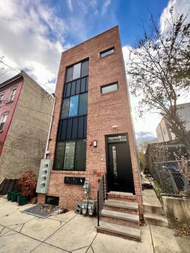 Main picture of 626 W Norris St