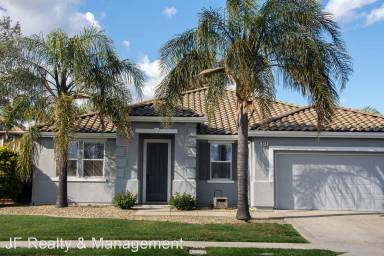 Main picture of 619 Armstrong Way