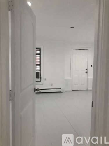 Main picture of 301 Hart St